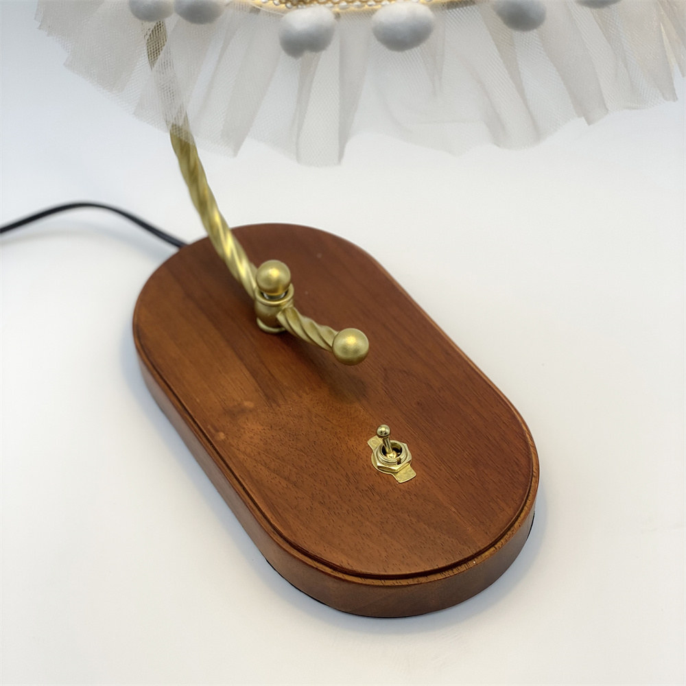 Decorative Nordic Perfect Dimensions Desk Lamp