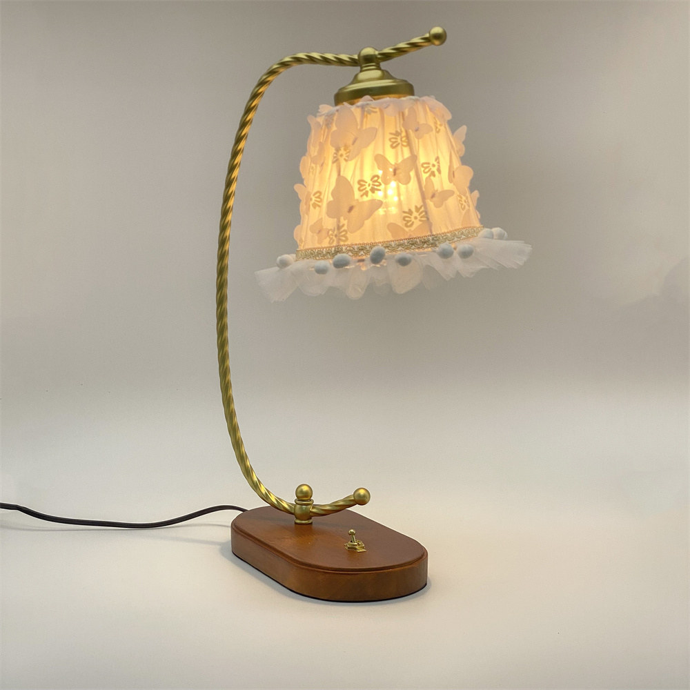 Decorative Nordic Perfect Dimensions Desk Lamp